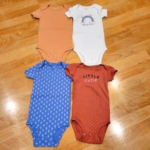 Carter's Short Sleeve Onesie Bundle Size 24 Months